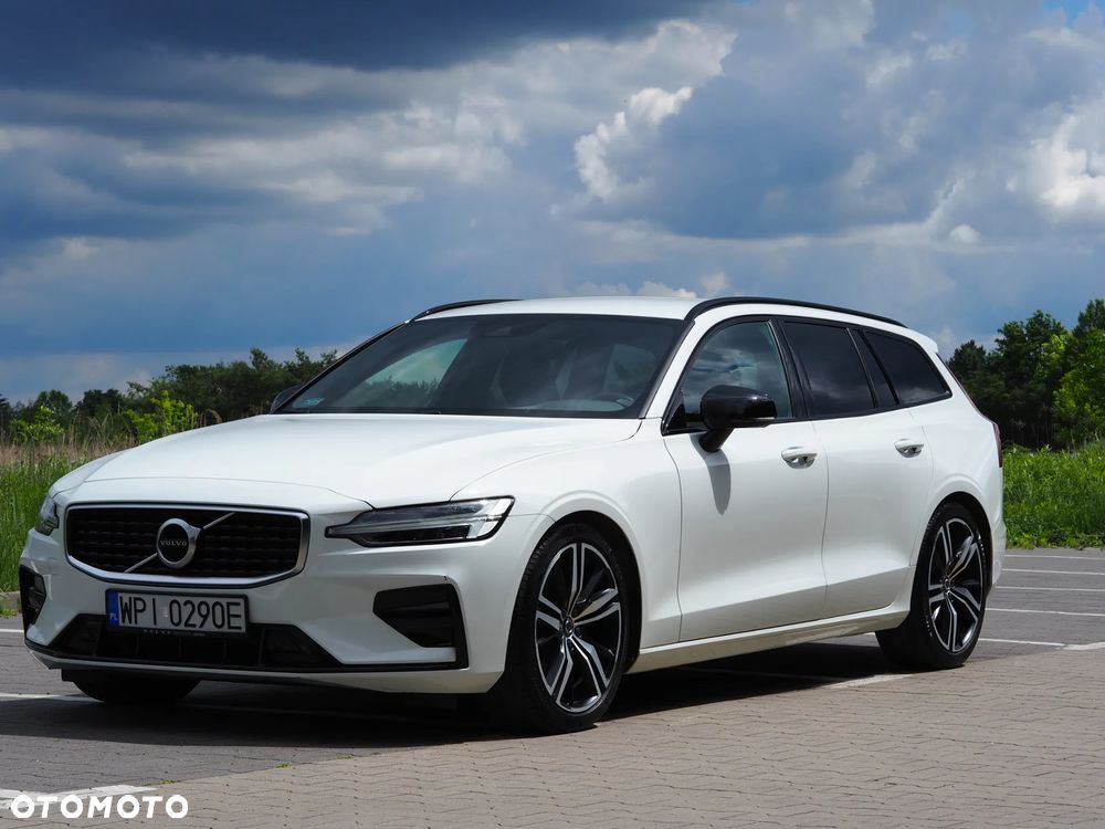 Volvo V60 T4 R-Design - 9