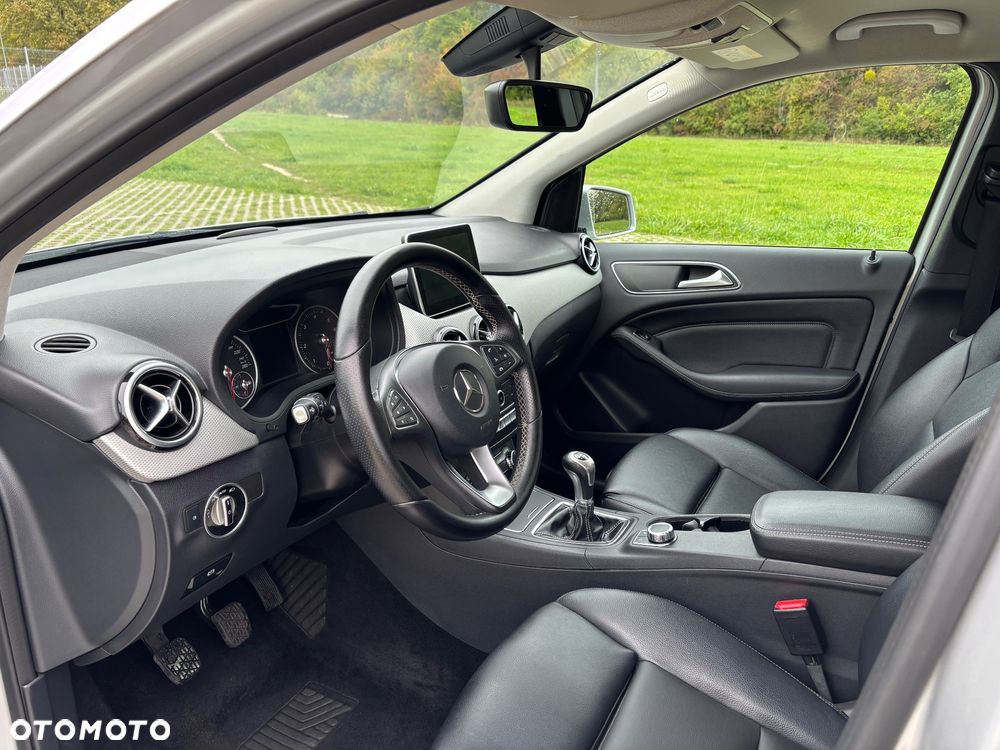 Mercedes-Benz Klasa B 180 (CDI) d AMG Line - 14