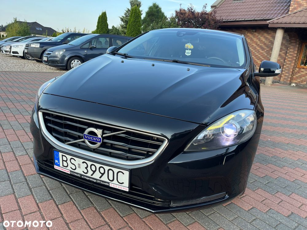 Volvo V40 D4 Momentum - 13