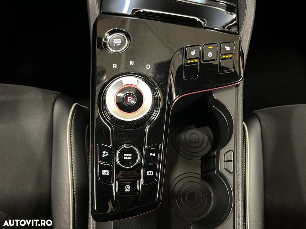 Kia Sportage 1.6 DSL MHEV 7DCT HP 4x2 GT Line - 20