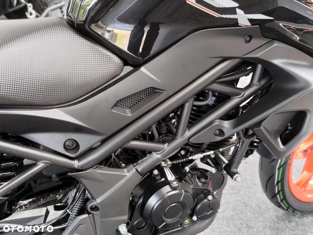 QJMOTOR TRX 125 - 27