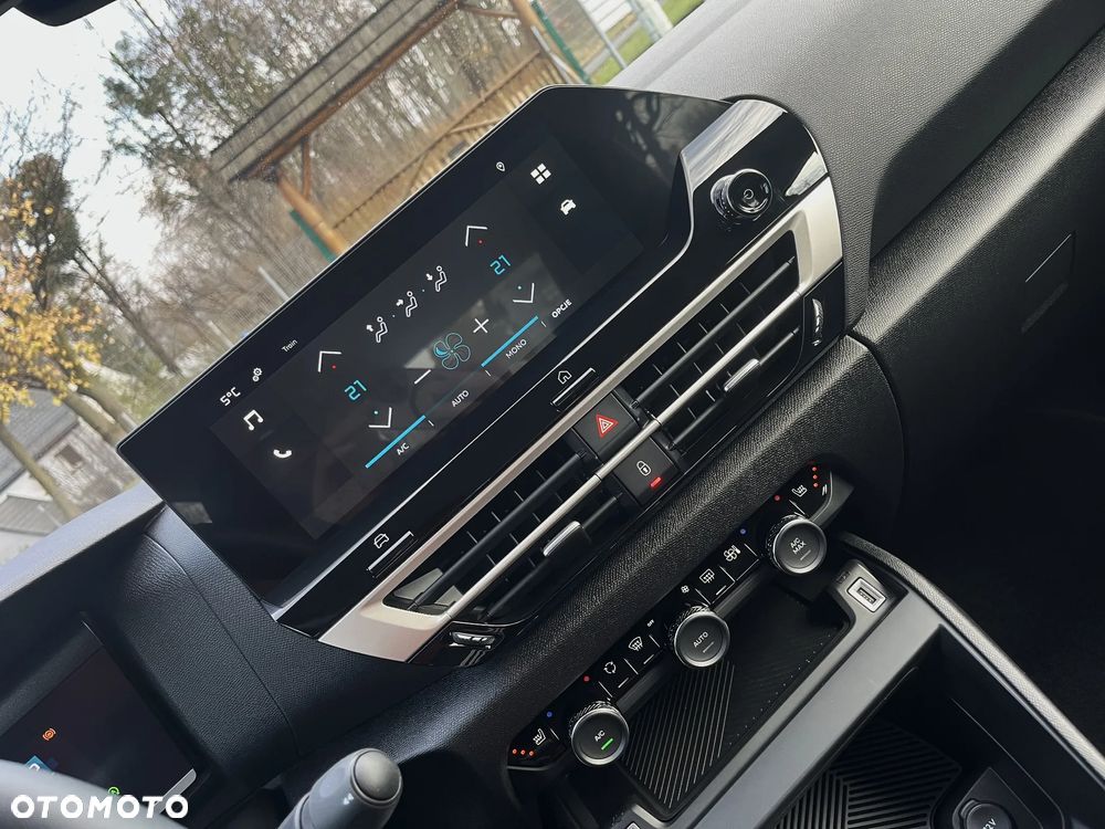 Citroën C4X BlueHDi 130 Stop&Start EAT8 SHINE - 21