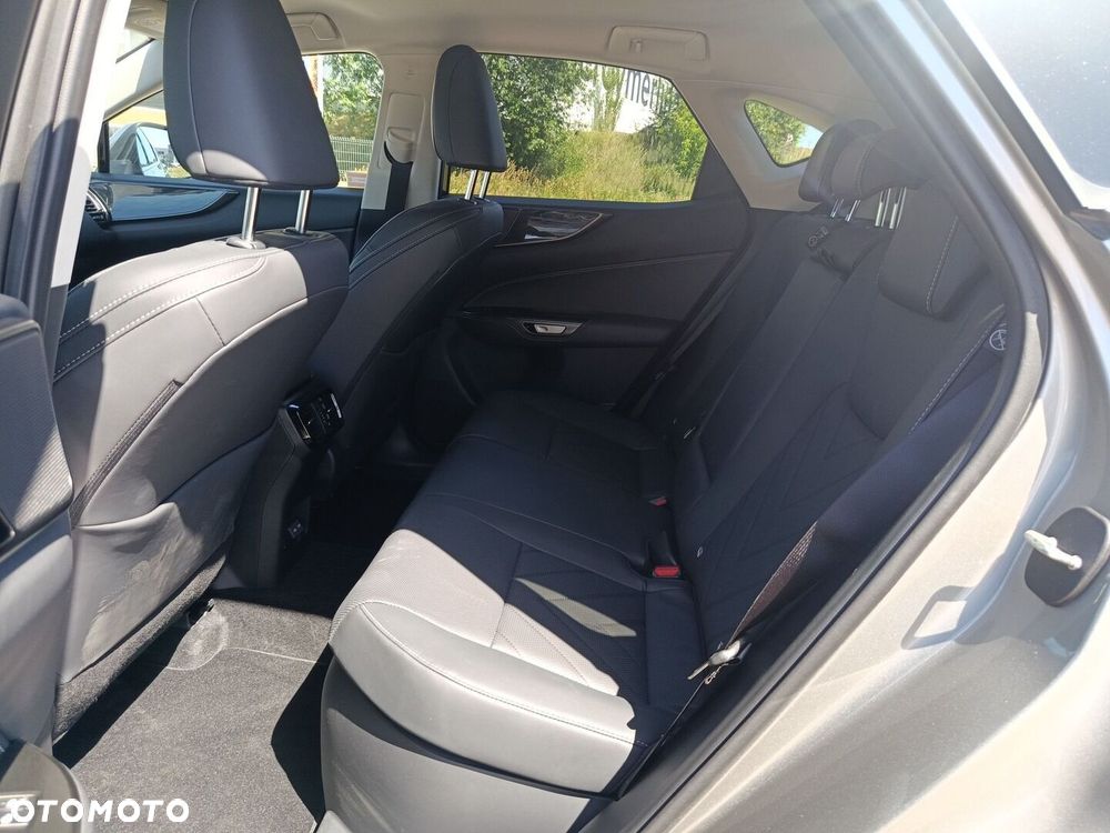 Lexus NX 350h Prestige AWD - 14