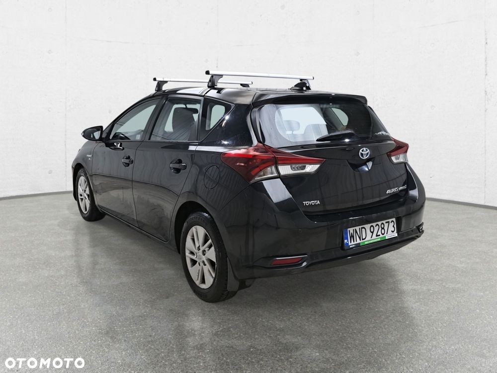 Toyota Auris Hybrid 135 Active - 5