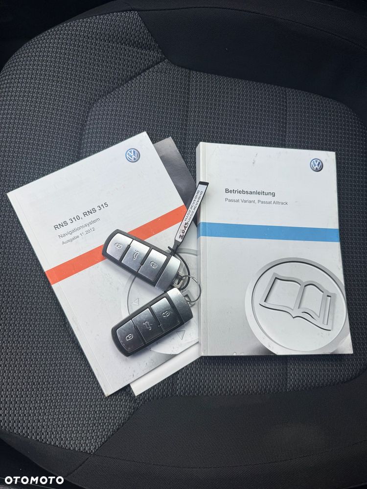 Volkswagen Passat - 21