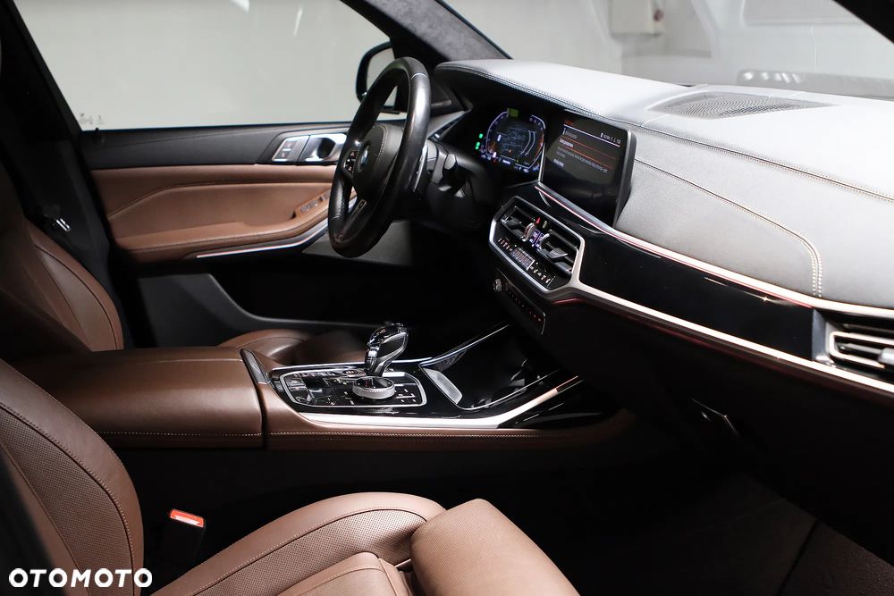 BMW X7 xDrive40i sport - 30