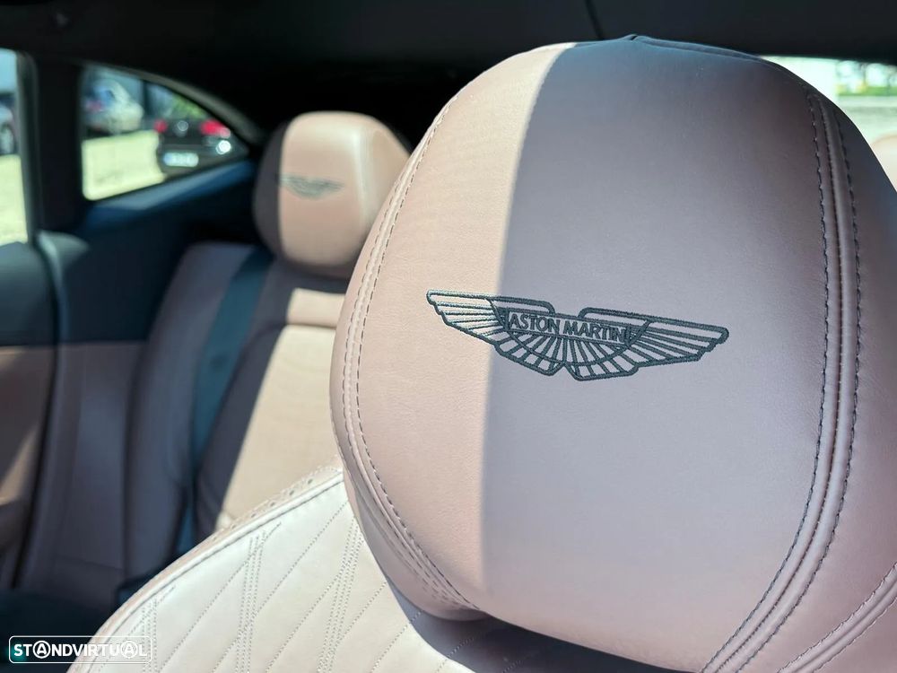 Aston Martin DBX Standard - 13