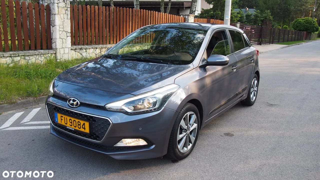 Hyundai i20 blue 1.2 Advantage+ - 15
