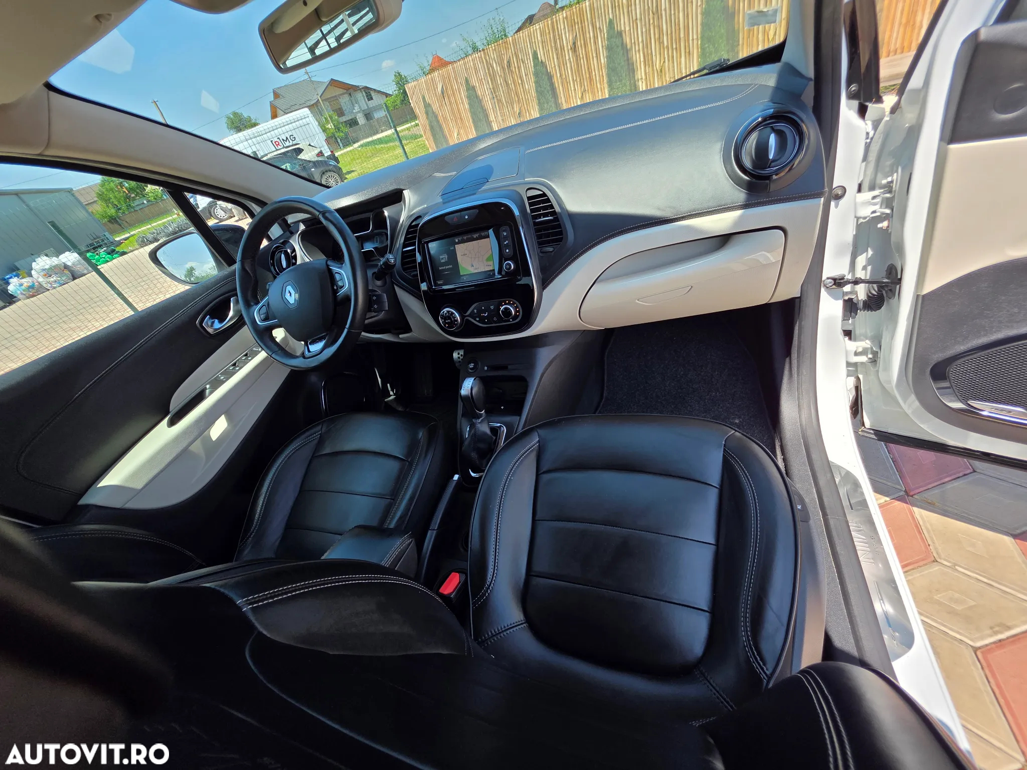 Renault Captur ENERGY TCe 120 EDC Luxe - 26