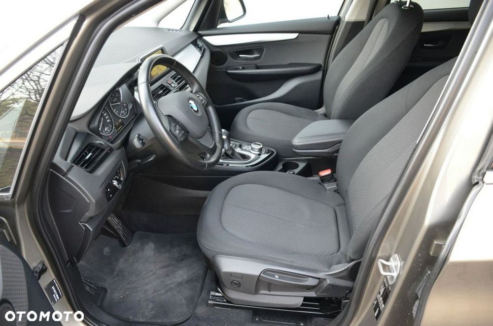 BMW Seria 2 - 21