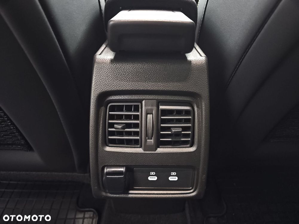 Renault Captur 1.0 TCe Techno - 27