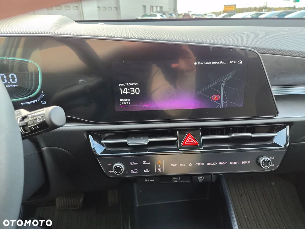 Kia Niro 1.6 GDI Hybrid L - 12