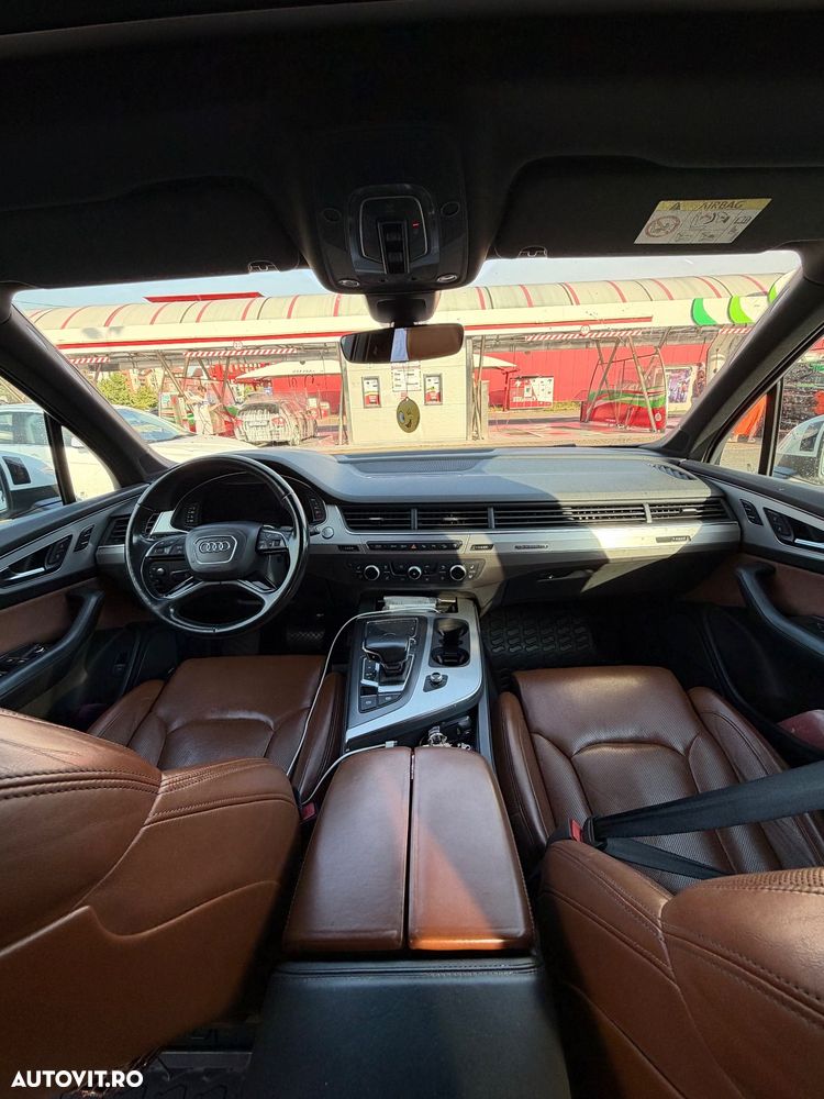 Audi Q7 - 6