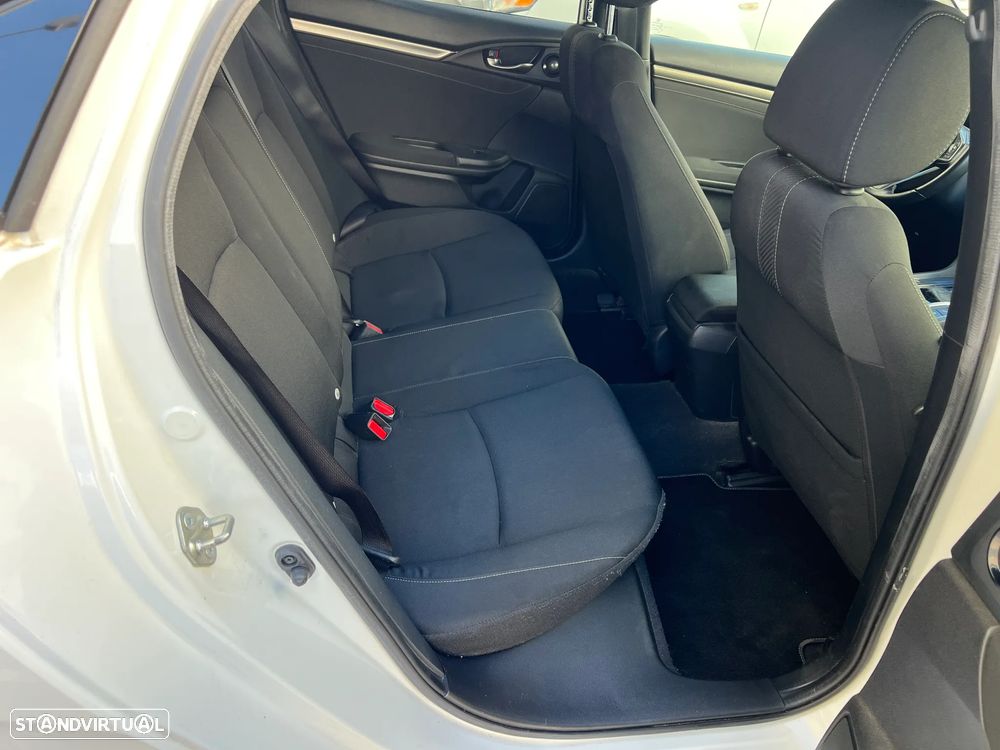 Honda Civic 1.5 i-VTEC Turbo Sport Plus - 13