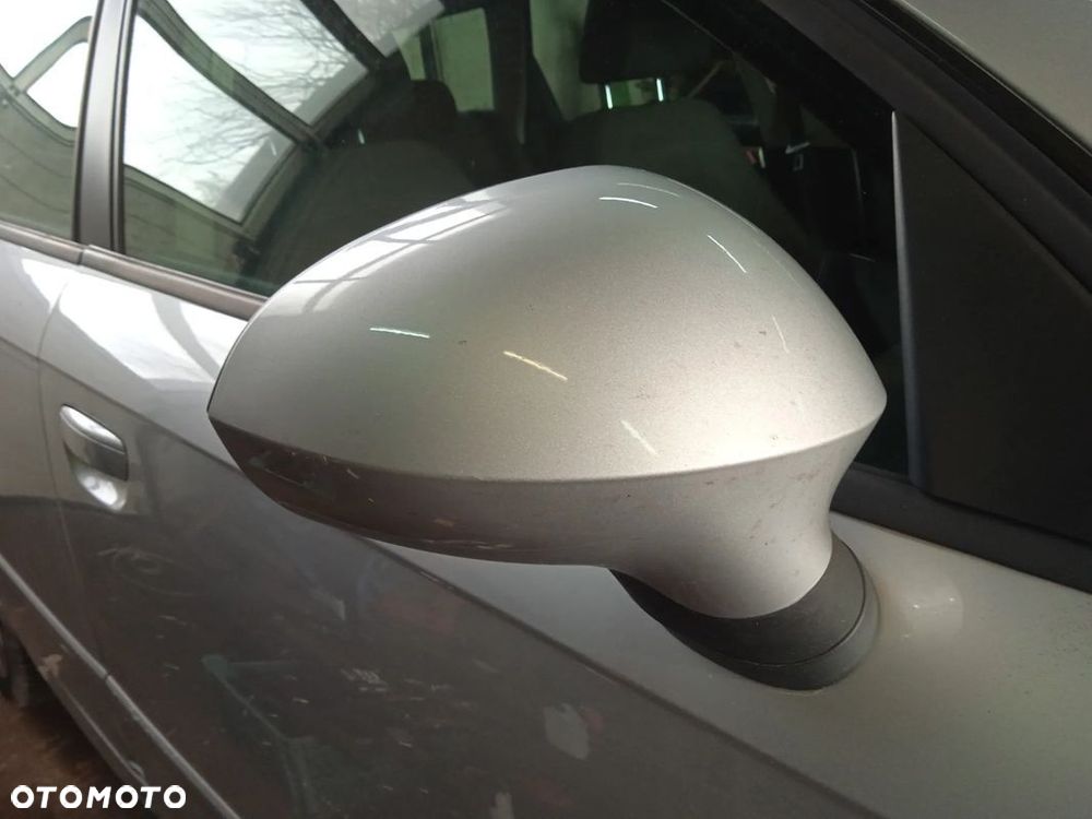 Lusterko elektryczne prawe zewnętrzne Seat Exeo 2011 LX7W - 1