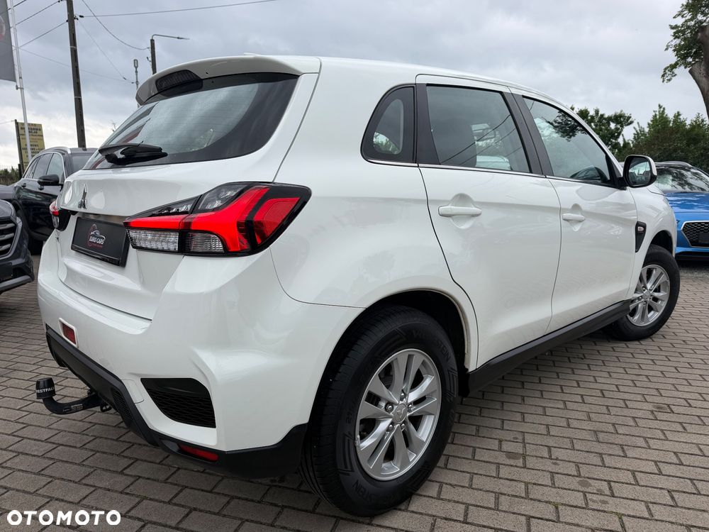 Mitsubishi ASX - 8