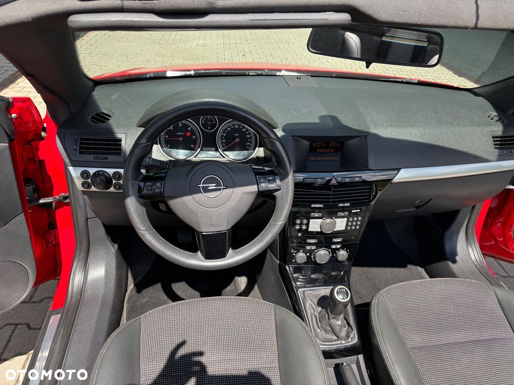 Opel Astra 1.9 CDTI DPF Sport - 22