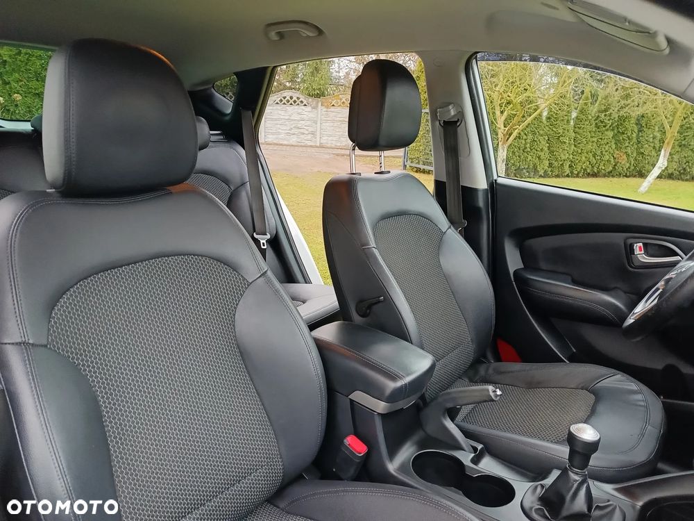 Hyundai ix35 2.0 2WD Style - 22