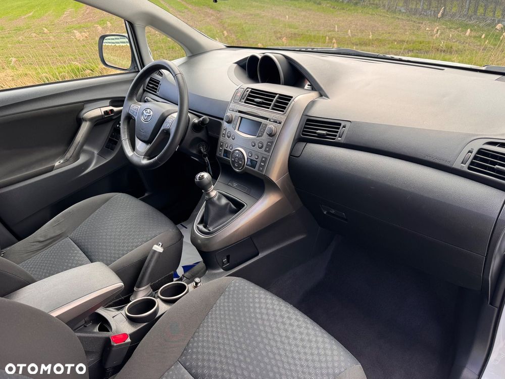 Toyota Verso 1.6 7-Sitzer Life - 33