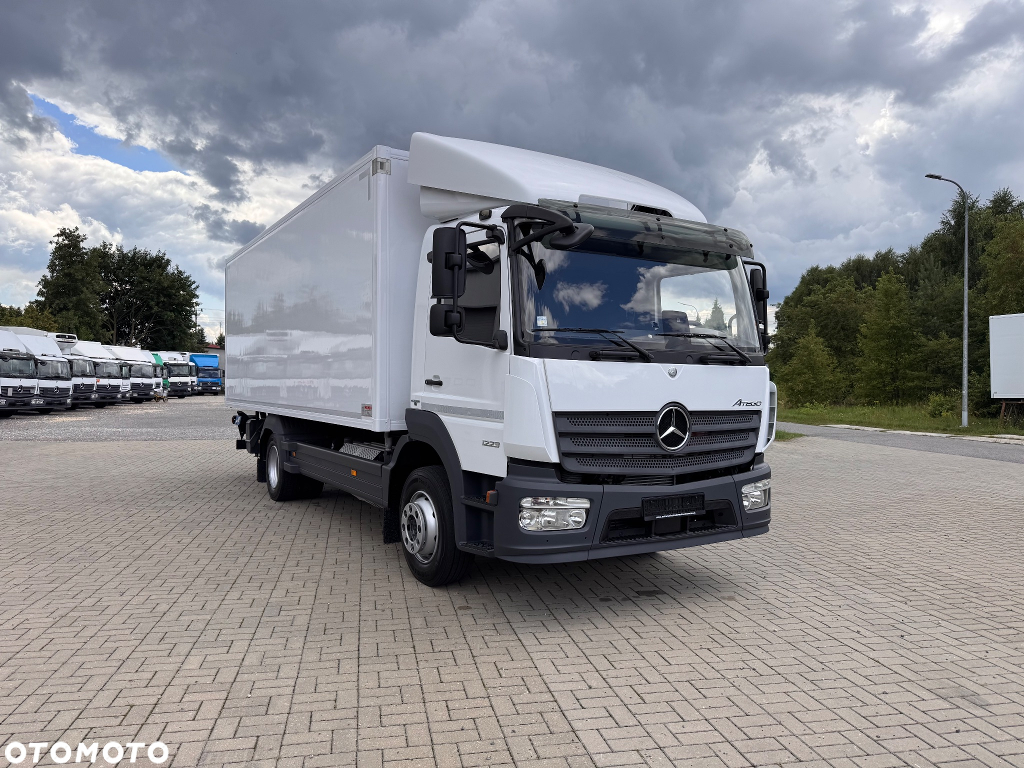 Mercedes-Benz ATEGO - 2