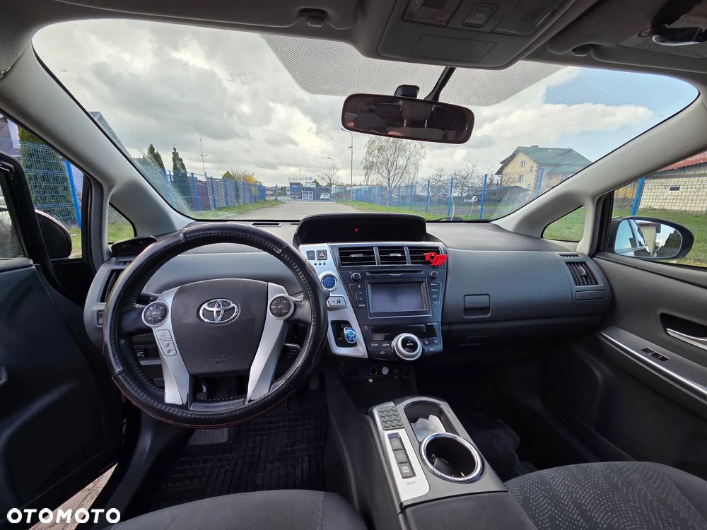 Toyota Prius+ (Hybrid) Executive - 13