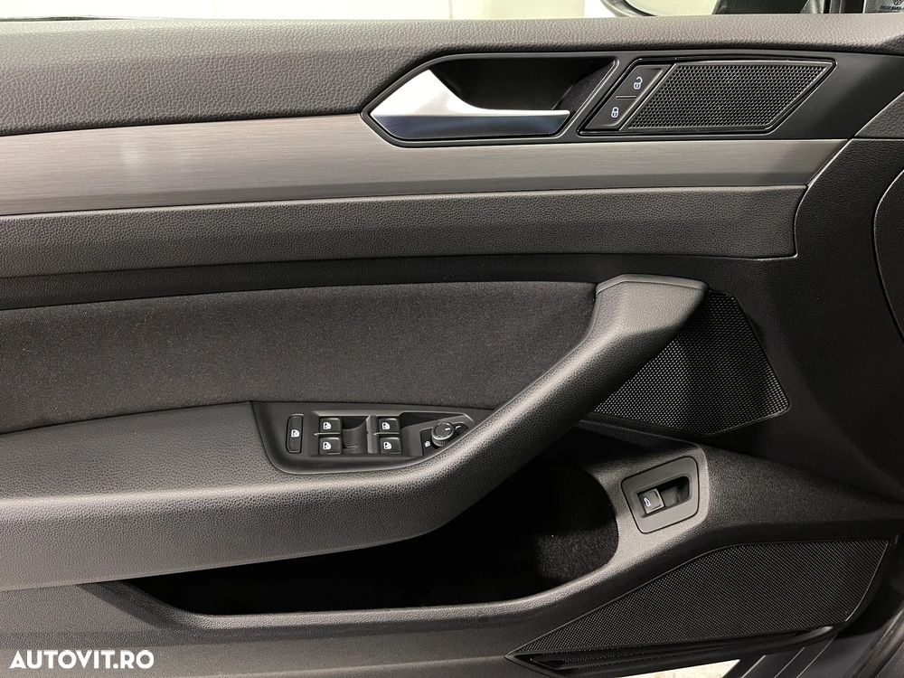 Volkswagen Passat 1.5 TSI ACT DSG Advance - 22