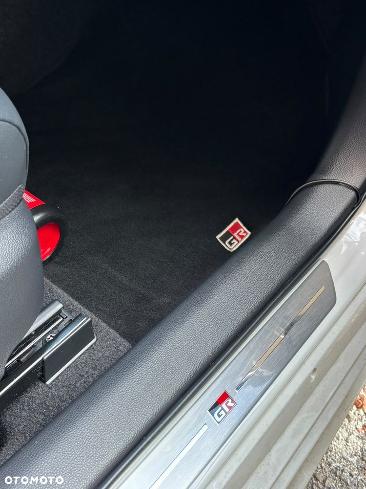 Toyota Corolla - 9