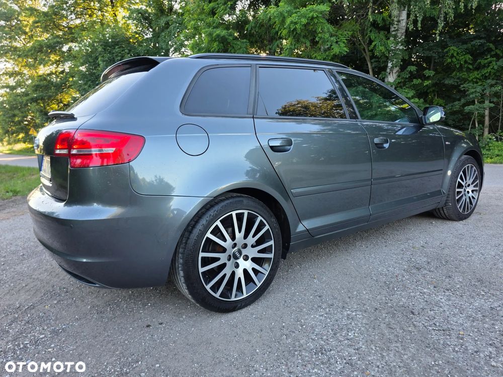 Audi A3 Sportback 2.0 TDI DPF S line Sportpaket - 12