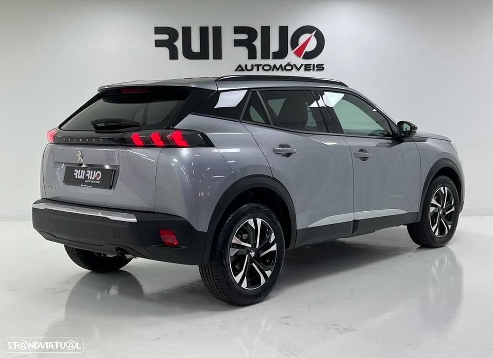 Peugeot 2008 1.2 PureTech Allure - 3