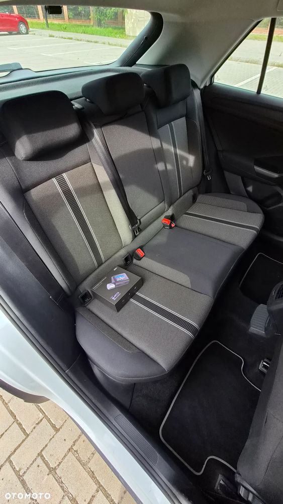 Volkswagen T-Roc 1.5 TSI GPF ACT Advance - 17