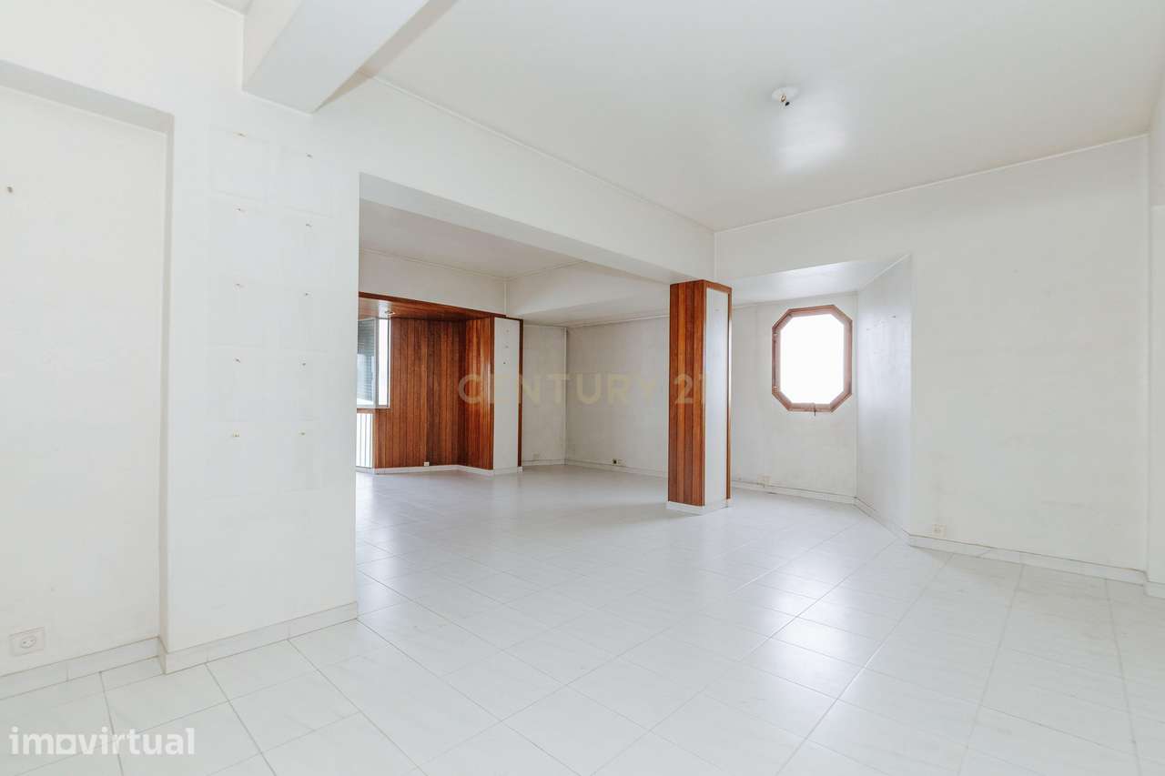 Apartamento T4 para Remodelação nos Olivais, Lisboa - Oportunidade Úni - Grande imagem: 5/33