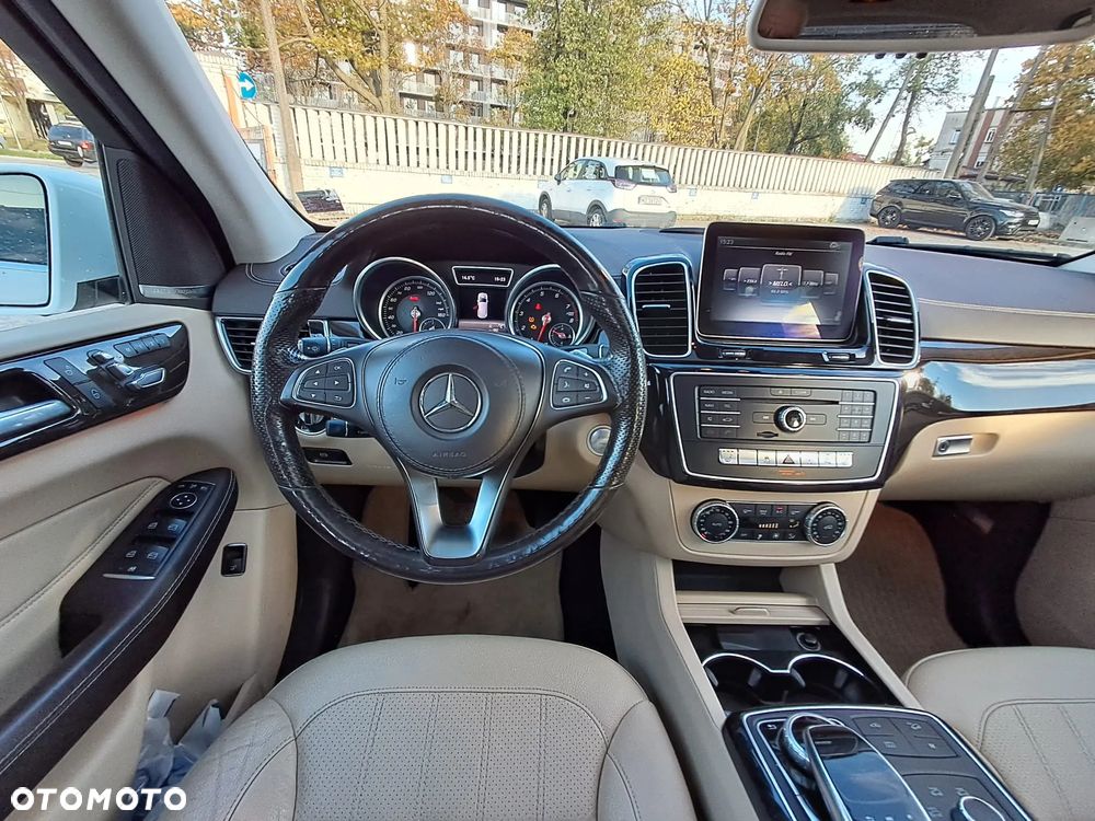 Mercedes-Benz GLS 400 4Matic 9G-TRONIC - 15