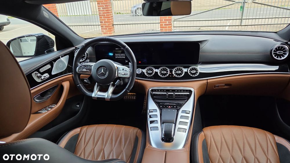 Mercedes-Benz AMG GT 43 - 7