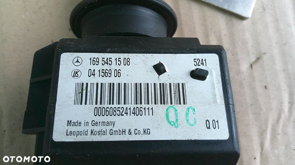 MERCEDES W245 STACYJKA +KLUCZYK - 3