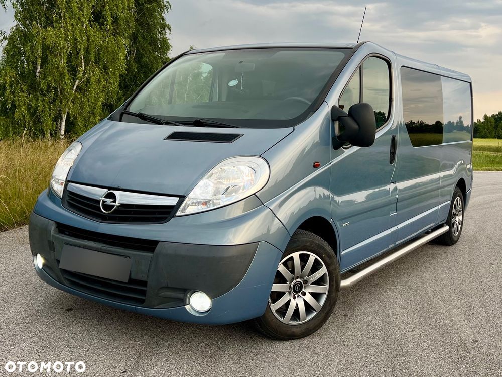 Opel Vivaro - 1