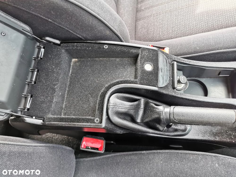 Alfa Romeo 159 1.9JTDM Impression - 9