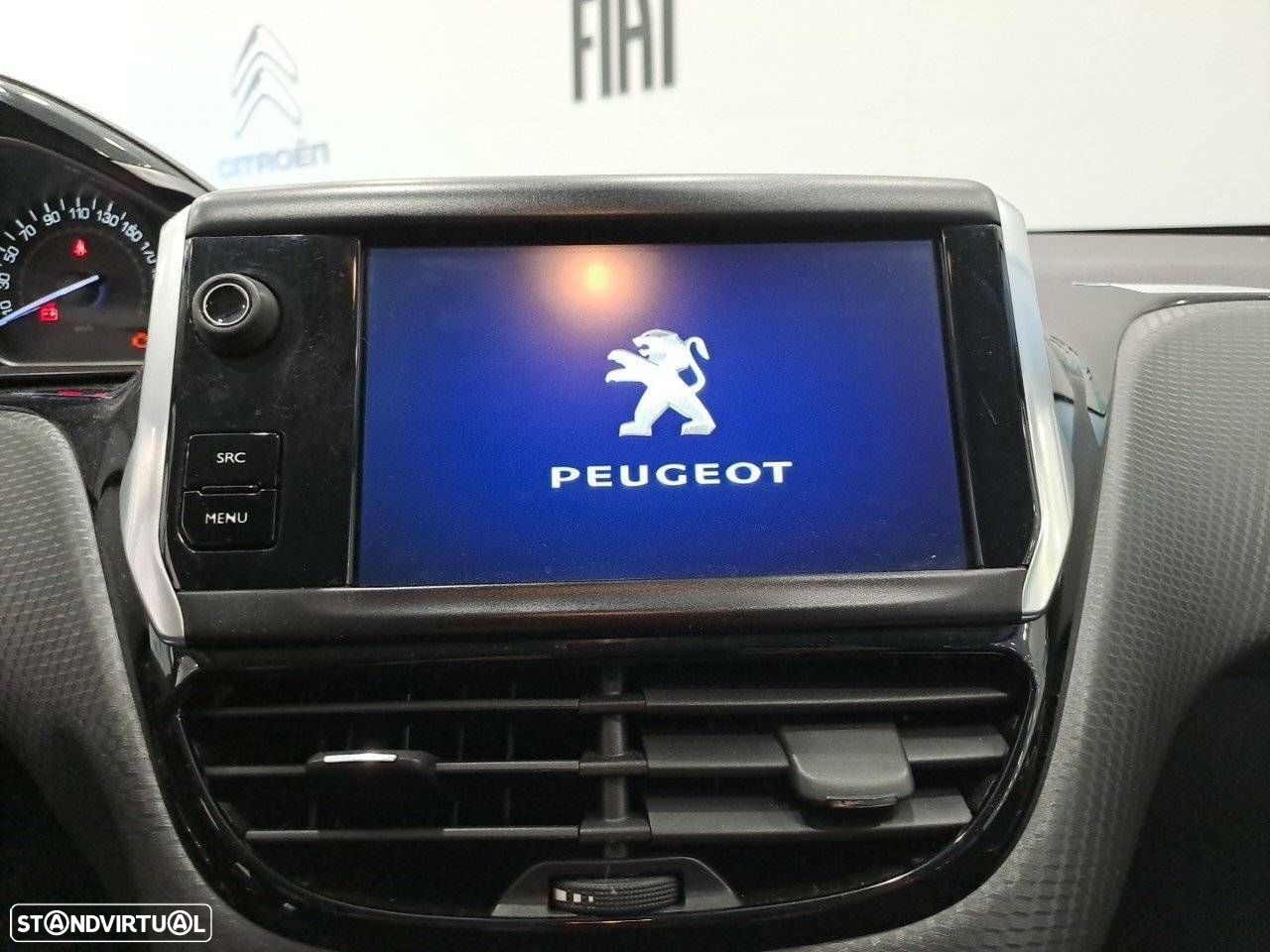 Peugeot 2008 1.2 PureTech Style - 13