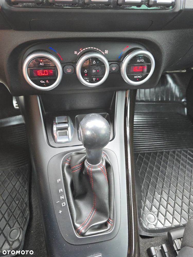 Alfa Romeo Giulietta 1.4 TB 16V Multiair TCT Collezione - 13