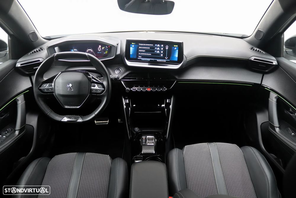 Peugeot e-2008 50 kWh GT - 6
