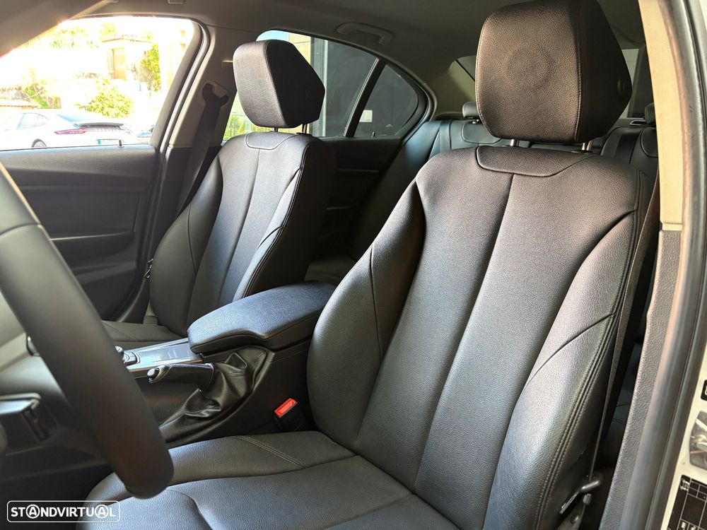 BMW 320 d Efficient Dynamic Edition Modern Line - 37