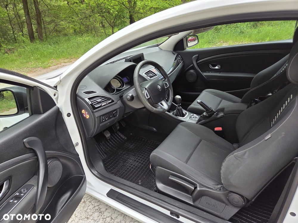 Renault Megane 1.6 16V Color Edition - 8