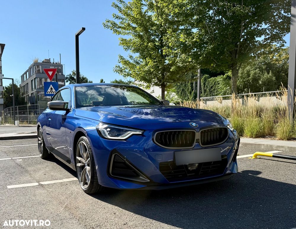BMW M2 M240i xDrive AT - 4