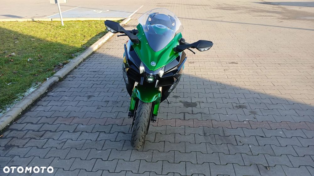 Kawasaki Ninja H2 SX - 4