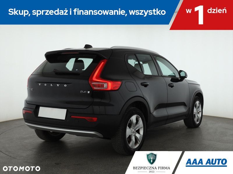 Volvo XC 40 - 7