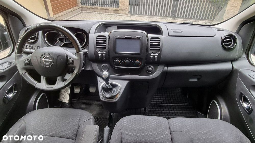 Opel Vivaro - 14