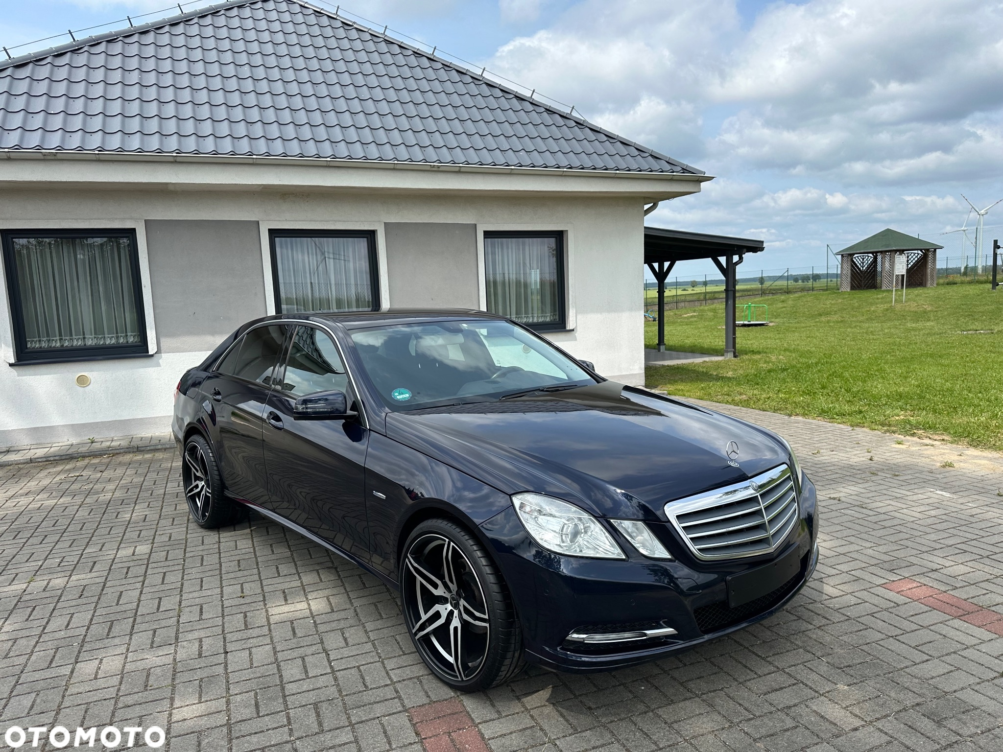Mercedes-Benz Klasa E 220 BlueTEC 7G-TRONIC Avantgarde - 23