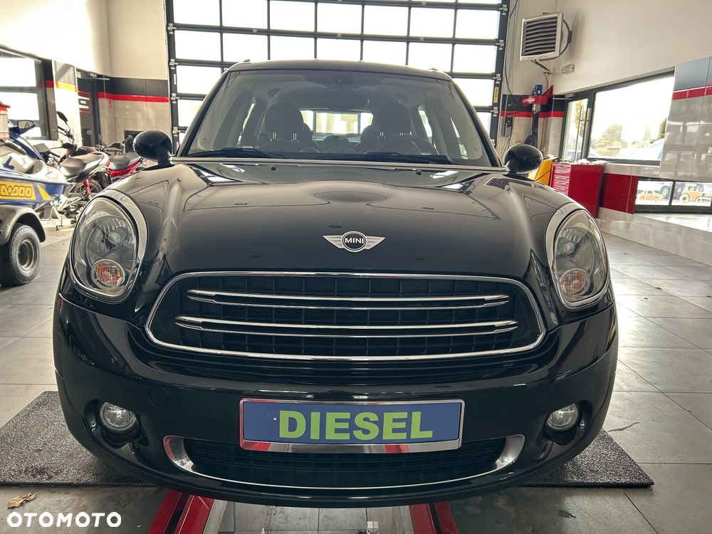 MINI Countryman One D Blackyard - 11