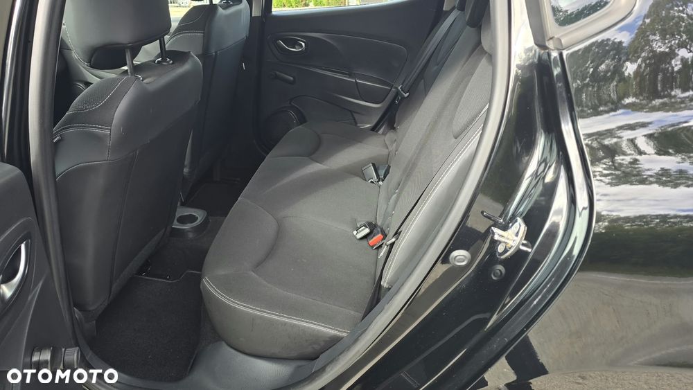 Renault Clio - 15