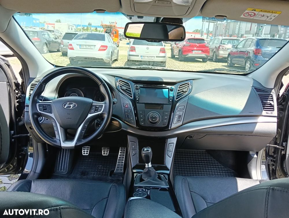 Hyundai i40 1.7 CRDI DPF Sedan TPMS Highway+ - 12