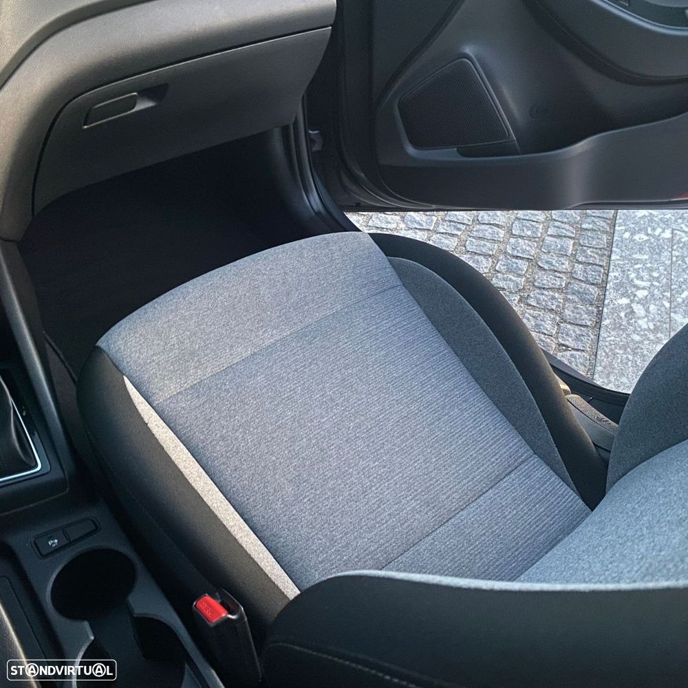 Hyundai i20 1.4 Comfort+P.Look+JLL16 AT - 36